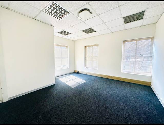 200M² OFFICE TO LET IN BRUMA